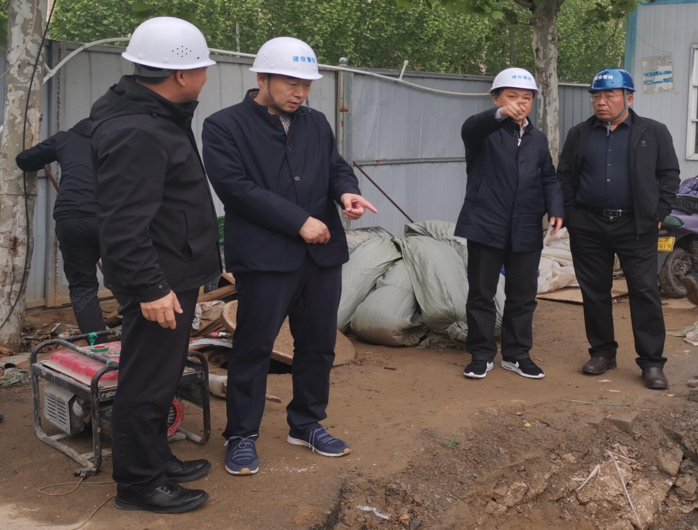 鄭州市國資委副主任于啟東調(diào)研指導通訊管線建設(shè)工作